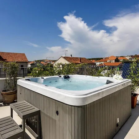 Moonstone Ferienhaus *